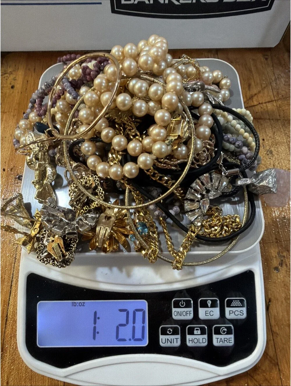 Vintage Beads Bubbles And Other Treasures Over A Pound #4